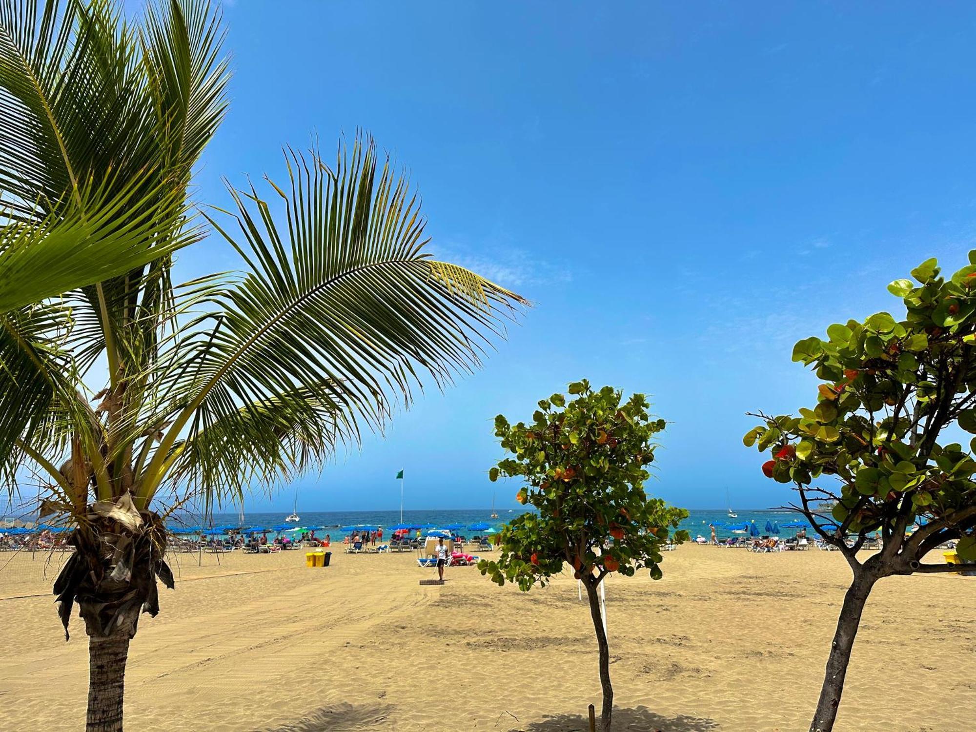 Sunbeach Apartment 아로나 외부 사진