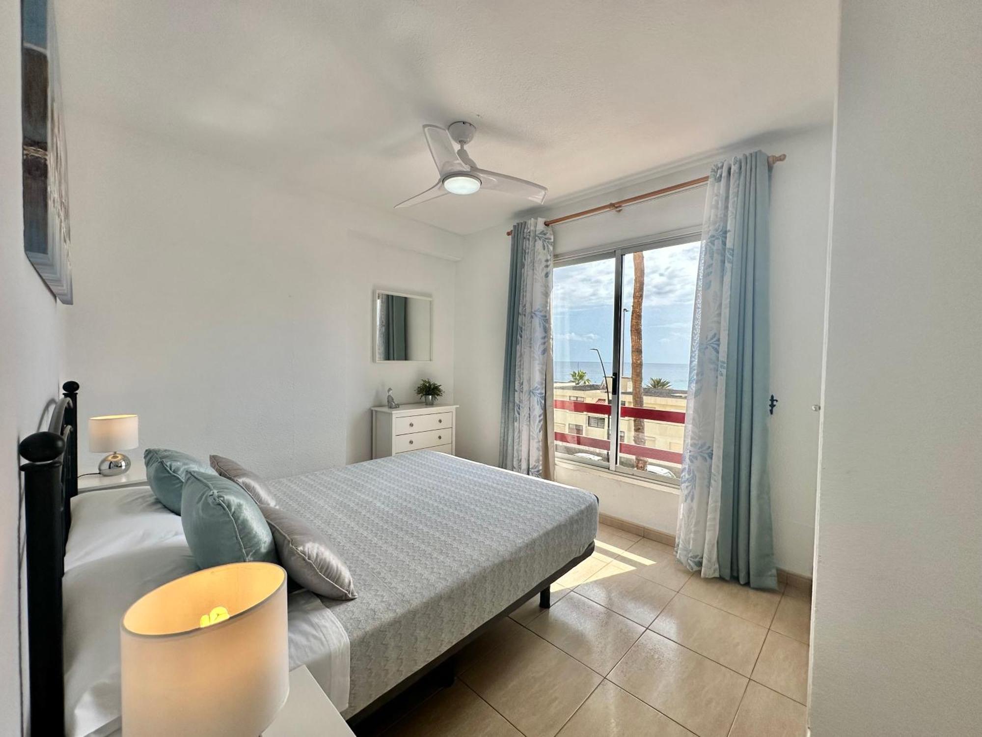 Sunbeach Apartment 아로나 외부 사진