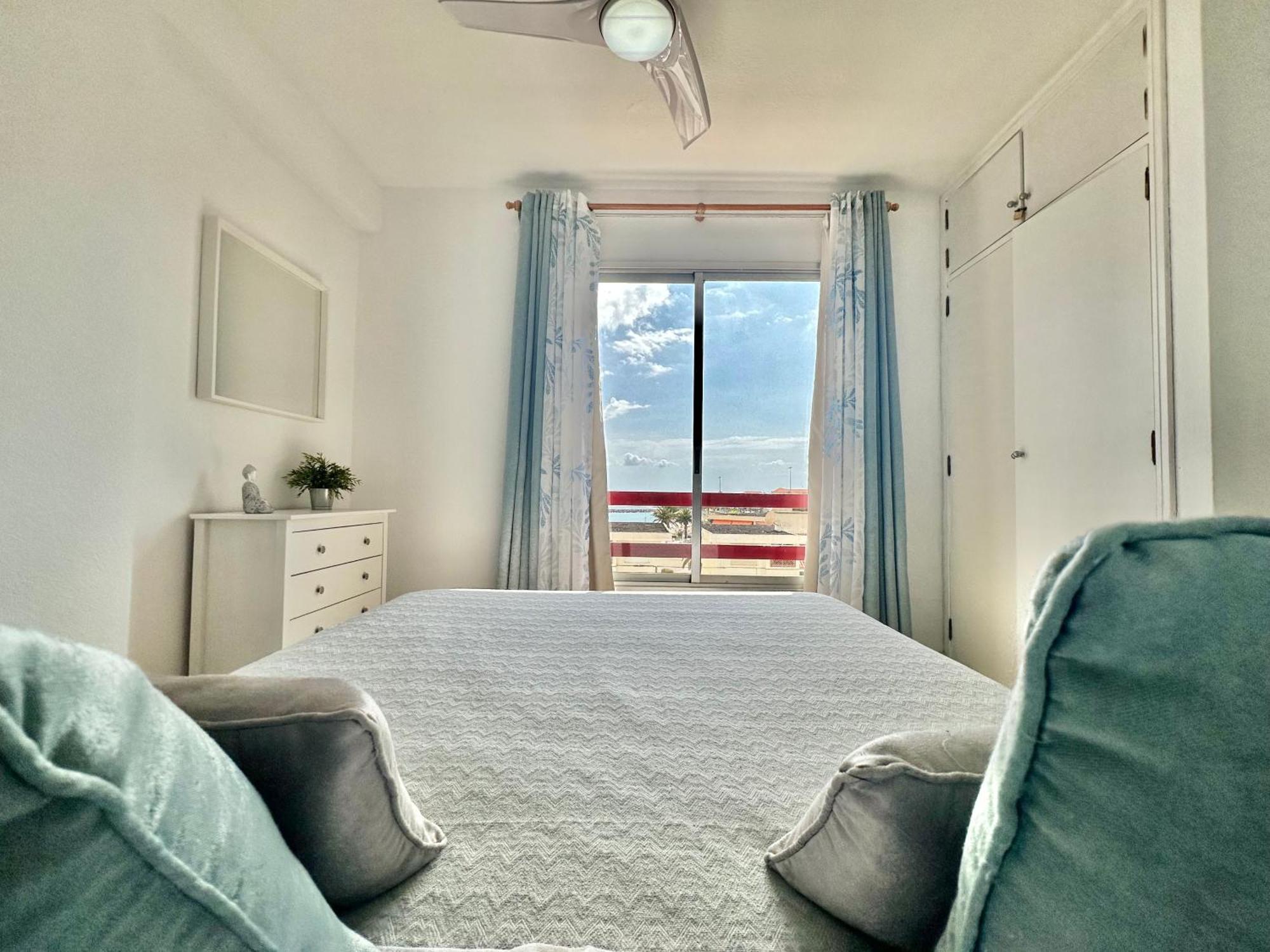Sunbeach Apartment 아로나 외부 사진