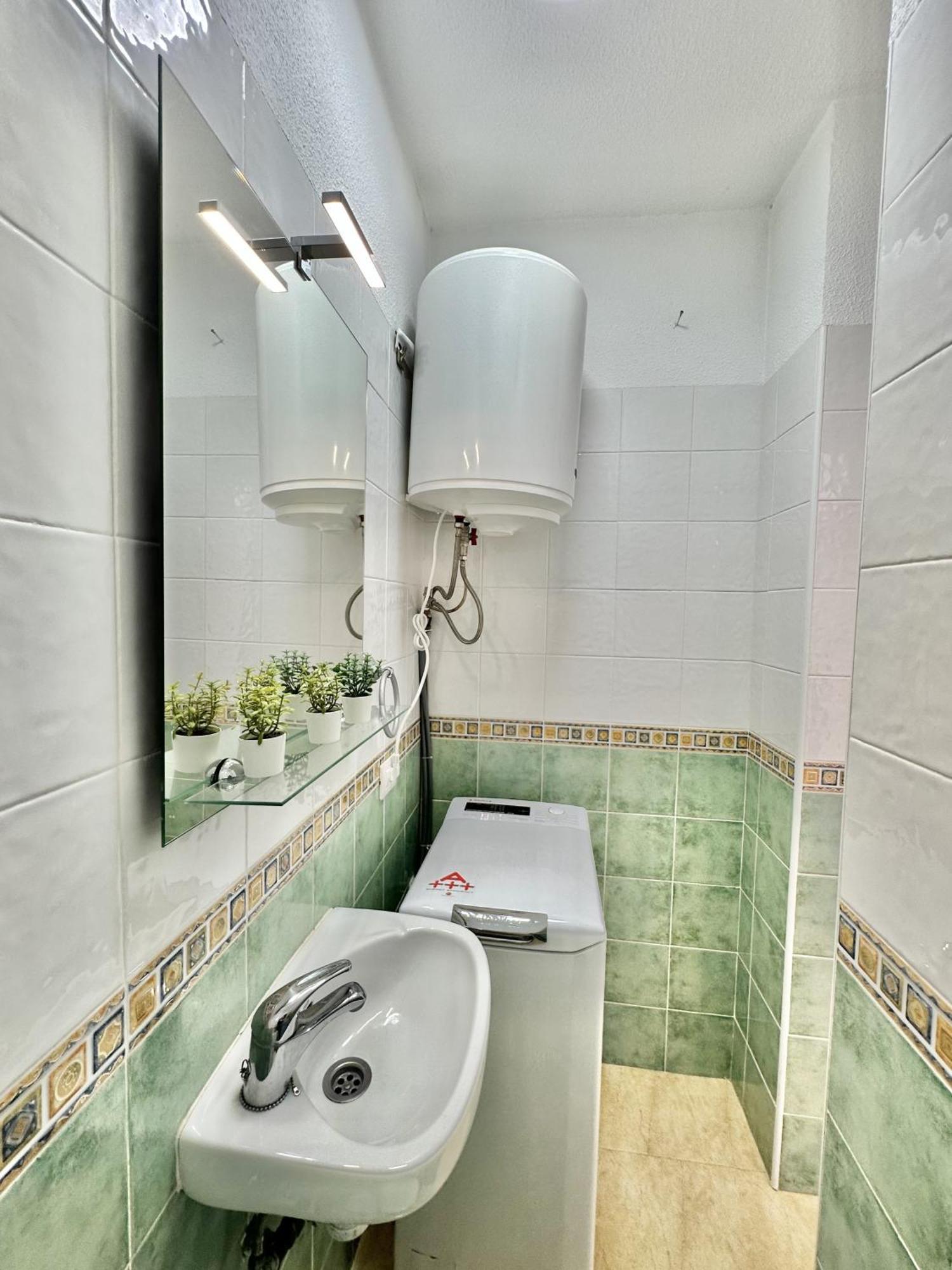 Sunbeach Apartment 아로나 외부 사진