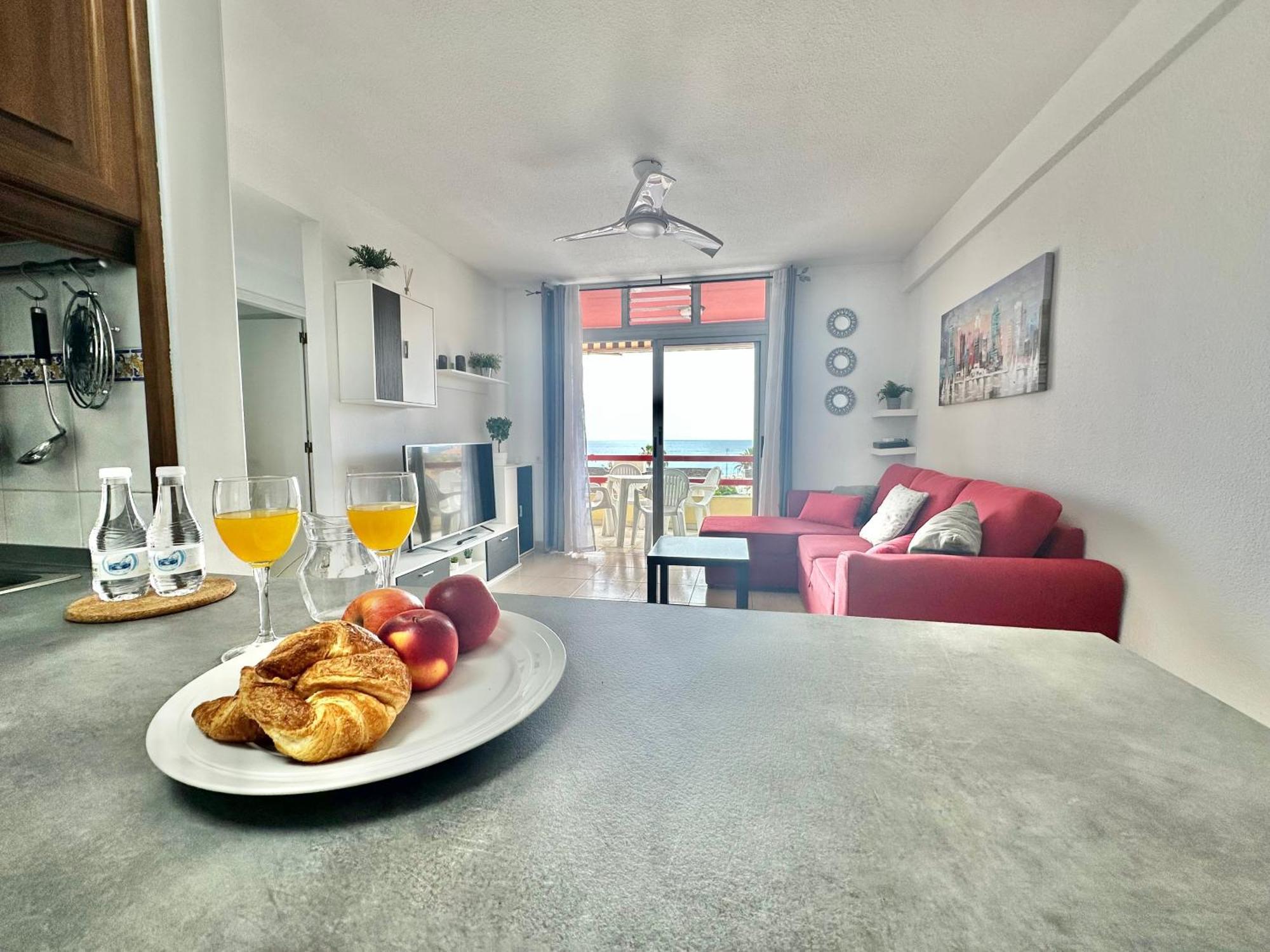 Sunbeach Apartment 아로나 외부 사진